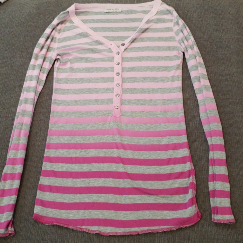 Michael Stars long sleeved striped ombre shirt